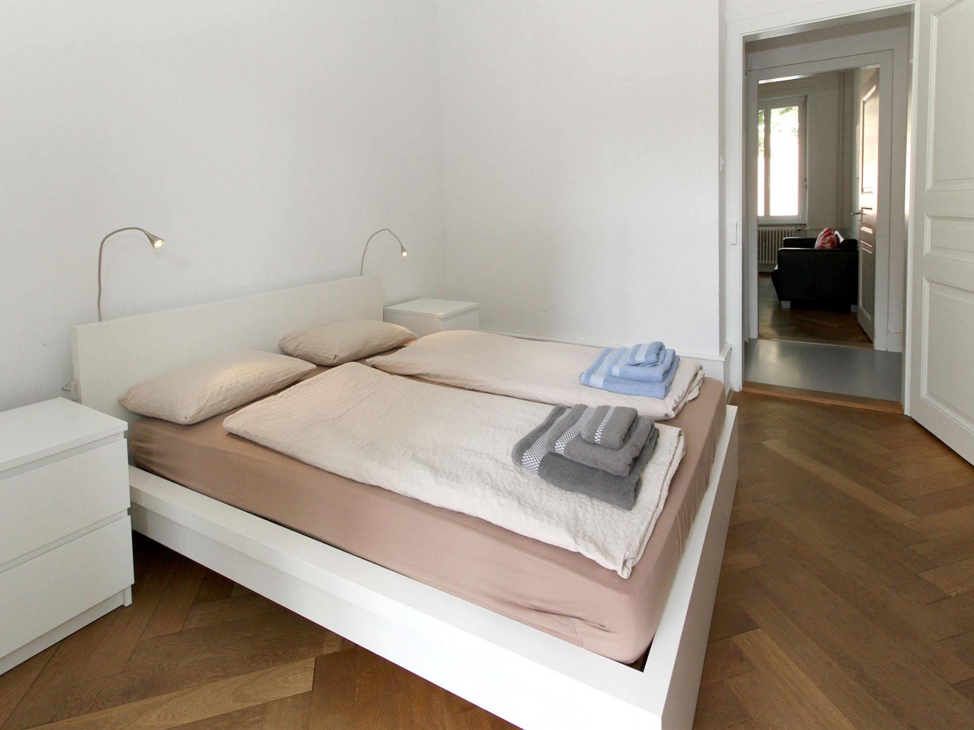Apartments Spalenring 10 บาเซิล ภายนอก รูปภาพ
