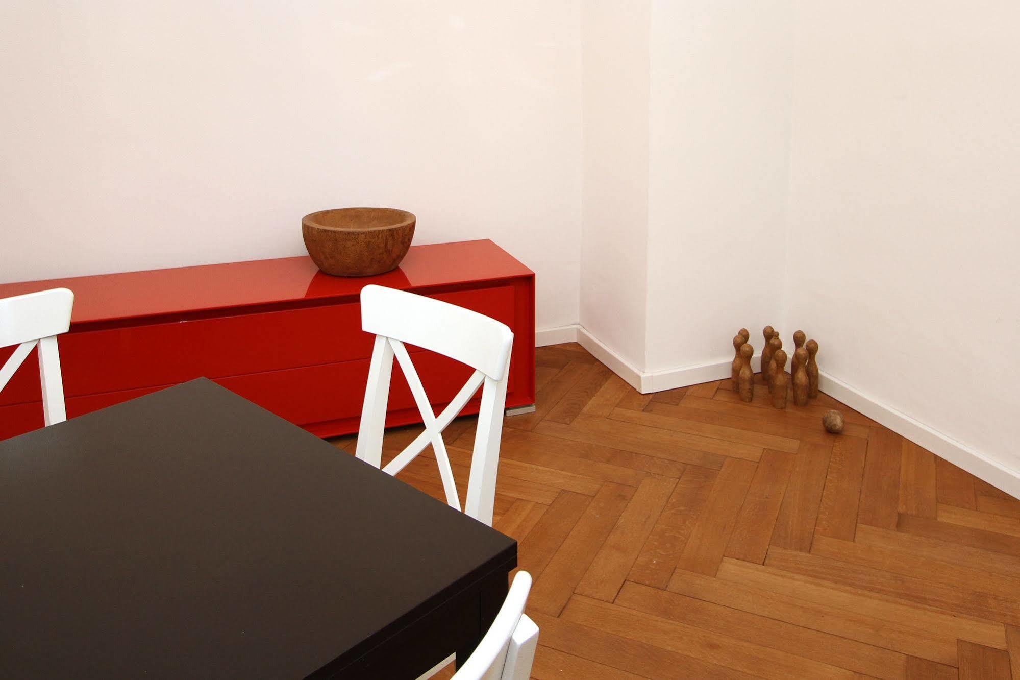 Apartments Spalenring 10 บาเซิล ภายนอก รูปภาพ